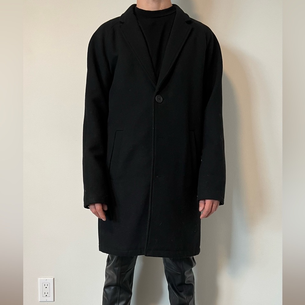 Forever 21 Men's Classic Black Overcoat Size M Excellent Condition